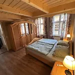 Altstadt - Stilvolle Familienfreundliche 78qm Am Zittauer Museum Und Zittauer Gebirge Im Herzen Der Oberlausitz Mit Eigenem Parkplatz Ideal Zum Wandern Im Dreilaendereck Zittau
