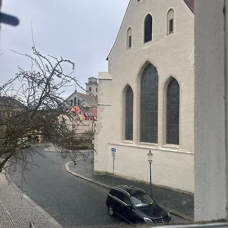 Altstadt - Stilvolle Familienfreundliche 78qm Am Zittauer Museum Und Zittauer Gebirge Im Herzen Der Oberlausitz Mit Eigenem Parkplatz Ideal Zum Wandern Im Dreilaendereck Apartment