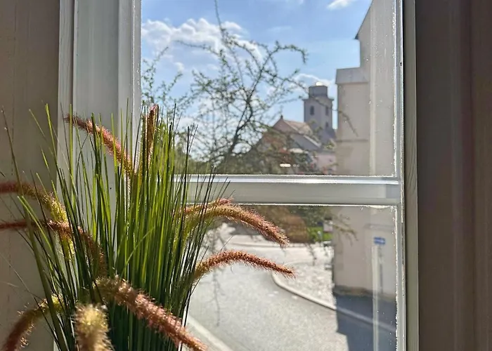 Altstadt - Stilvolle Familienfreundliche 78qm Am Zittauer Museum Und Zittauer Gebirge Im Herzen Der Oberlausitz Mit Eigenem Parkplatz Ideal Zum Wandern Im Dreilaendereck *