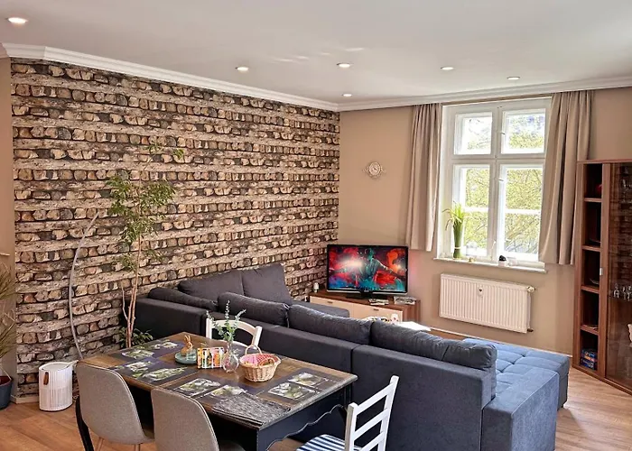 شقة Altstadt - Stilvolle Familienfreundliche 78qm Am Zittauer Museum Und Zittauer Gebirge Im Herzen Der Oberlausitz Mit Eigenem Parkplatz Ideal Zum Wandern Im Dreilaendereck تسيتاو