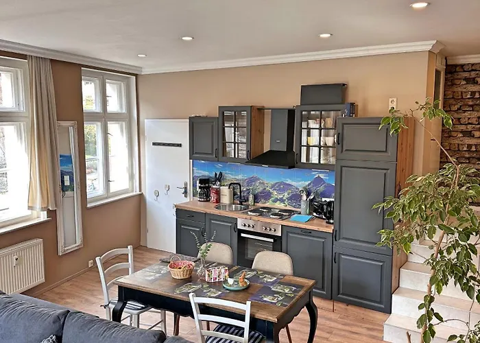 شقة Altstadt - Stilvolle Familienfreundliche 78qm Am Zittauer Museum Und Zittauer Gebirge Im Herzen Der Oberlausitz Mit Eigenem Parkplatz Ideal Zum Wandern Im Dreilaendereck