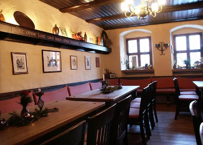 Altstadt - Stilvolle Familienfreundliche 78qm Am Zittauer Museum Und Zittauer Gebirge Im Herzen Der Oberlausitz Mit Eigenem Parkplatz Ideal Zum Wandern Im Dreilaendereck شقة