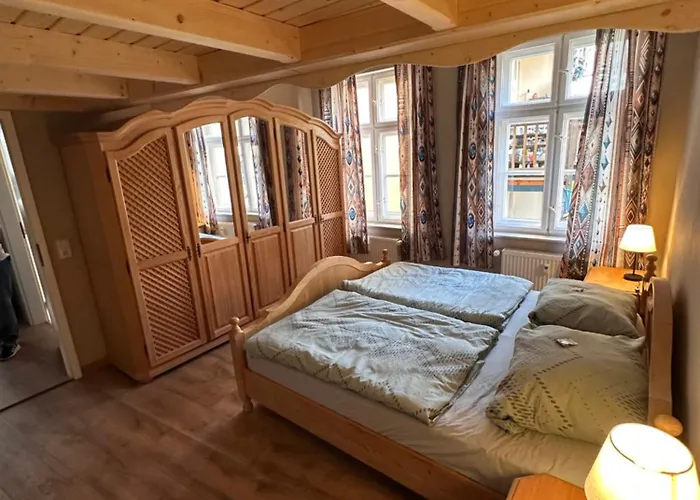 Altstadt - Stilvolle Familienfreundliche 78qm Am Zittauer Museum Und Zittauer Gebirge Im Herzen Der Oberlausitz Mit Eigenem Parkplatz Ideal Zum Wandern Im Dreilaendereck تسيتاو