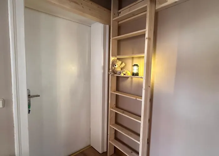 شقة Altstadt - Stilvolle Familienfreundliche 78qm Am Zittauer Museum Und Zittauer Gebirge Im Herzen Der Oberlausitz Mit Eigenem Parkplatz Ideal Zum Wandern Im Dreilaendereck تسيتاو