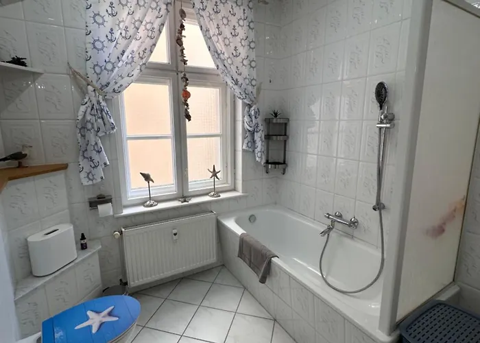 شقة Altstadt - Stilvolle Familienfreundliche 78qm Am Zittauer Museum Und Zittauer Gebirge Im Herzen Der Oberlausitz Mit Eigenem Parkplatz Ideal Zum Wandern Im Dreilaendereck